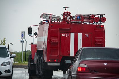 В российском городе загорелись склады