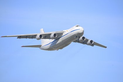 Власти Канады распорядились арестовать российский Ан-124 для передачи Украине