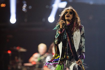 Aerosmith перенесла прощальный тур