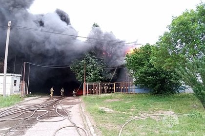 Склад тортов загорелся в Татарстане