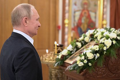 Переданную Путиным икону доставили на позиции российских войск