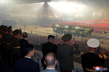 КНДР показала военные дроны и новые межконтинентальные баллистические ракеты