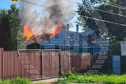 Беспилотник упал на сарай в подмосковной деревне