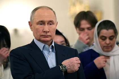 Путин поздравил с Рождеством граждан России