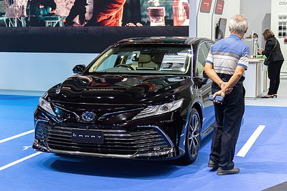 Автор хита о Camry пошутил про запрет на экспорт мощных японских авто в Россию