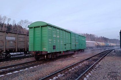 На железнодорожной станции в Новосибирске произошла утечка соляной кислоты