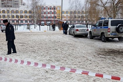 Двоих пострадавших при стрельбе в брянской гимназии подростков ввели в кому