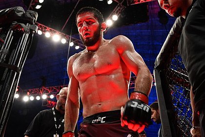 Махачев прокомментировал снятие брата Нурмагомедова с боя UFC