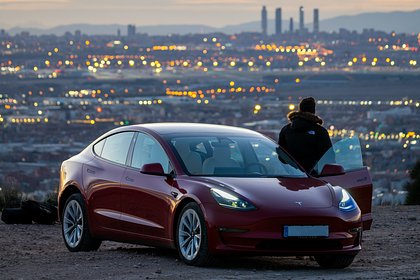 Tesla обновит свой самый дешевый автомобиль