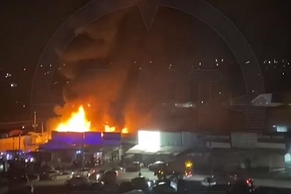 Пожар на крупнейшем вещевом рынке Ростова-на-Дону сняли на видео