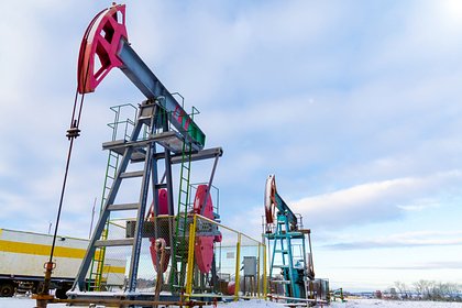 Страны ОПЕК не смогли исполнить обещания по сокращению добычи нефти