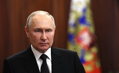 Путин призвал системно расследовать преступления неонацистов