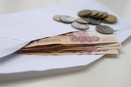 Россиян предупредили о главных опасностях зарплаты в конвертах