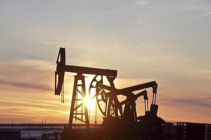 Цены на нефть резко выросли после сокращения добычи странами ОПЕК+